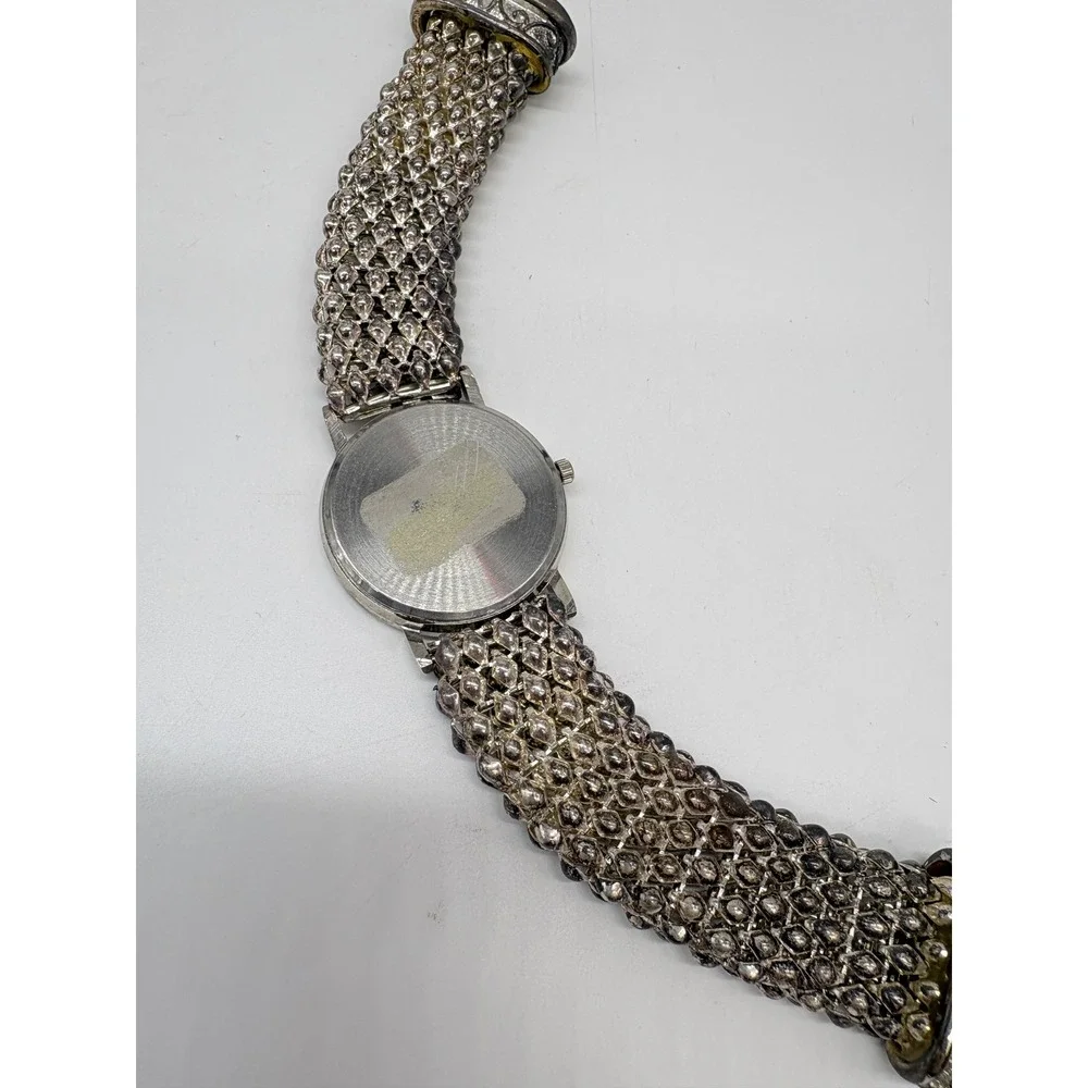 Geneva Quartz Watch Silver Tone Popcorn Mesh Magnetic Clasp Filigree Band Mens